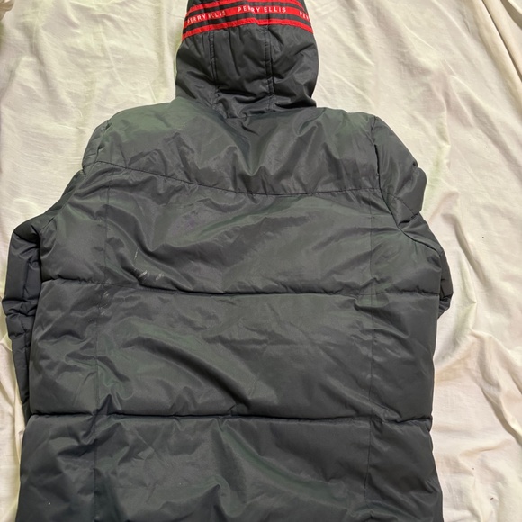 Perry Ellis Solid Puffer in good condition - Picture 2 of 10